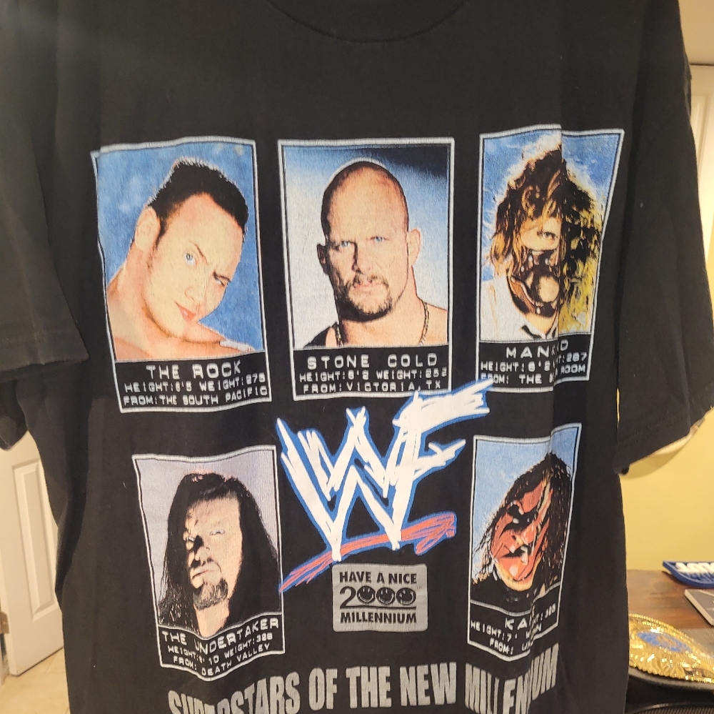 WWE Black Graphic Tee - Short Sleeve
